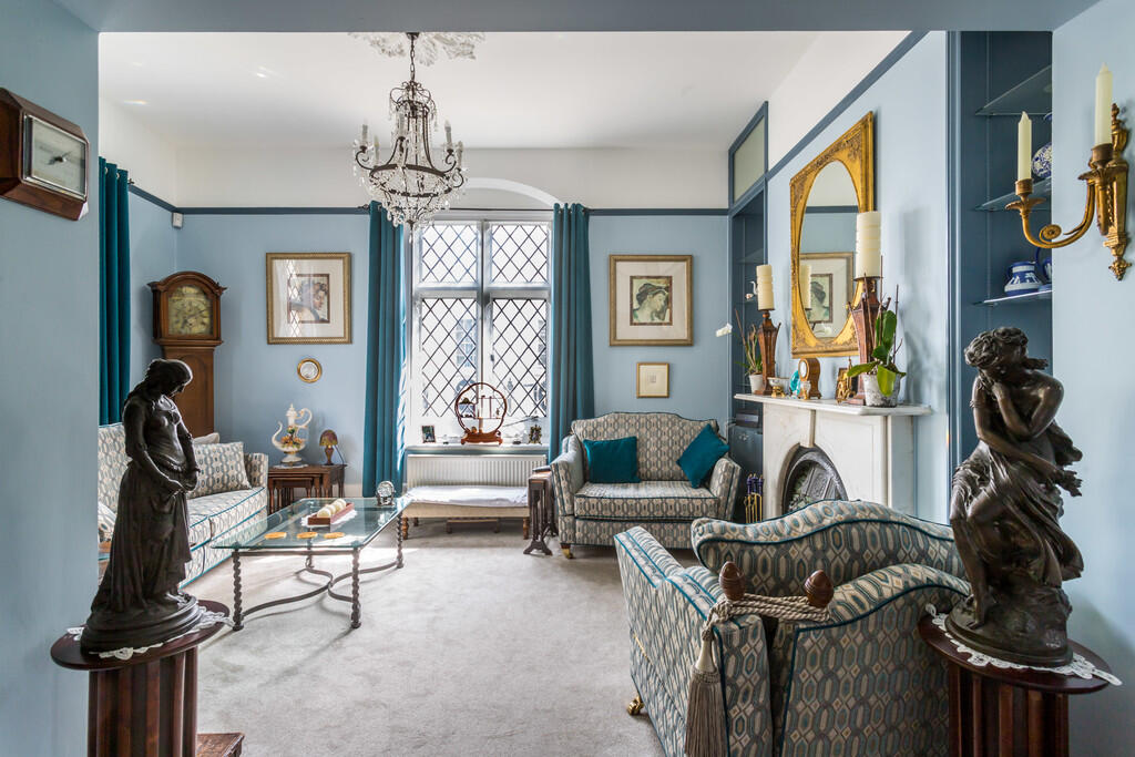 House in Arun, Arundel - More