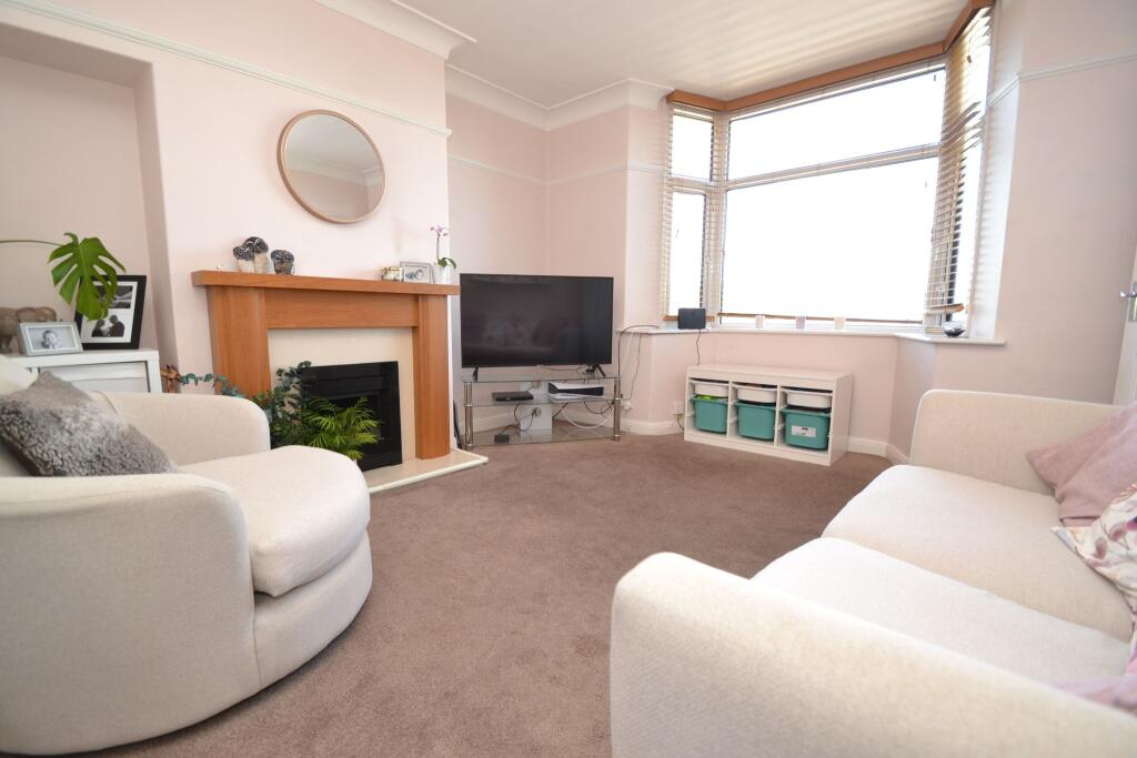 House in Bradford, West Yorkshire - View 2