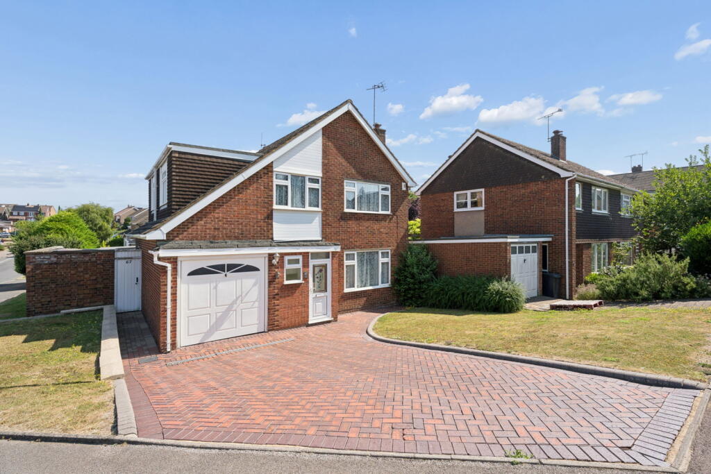 Main image of property: Lowther Road, Dunstable, LU6 3LN