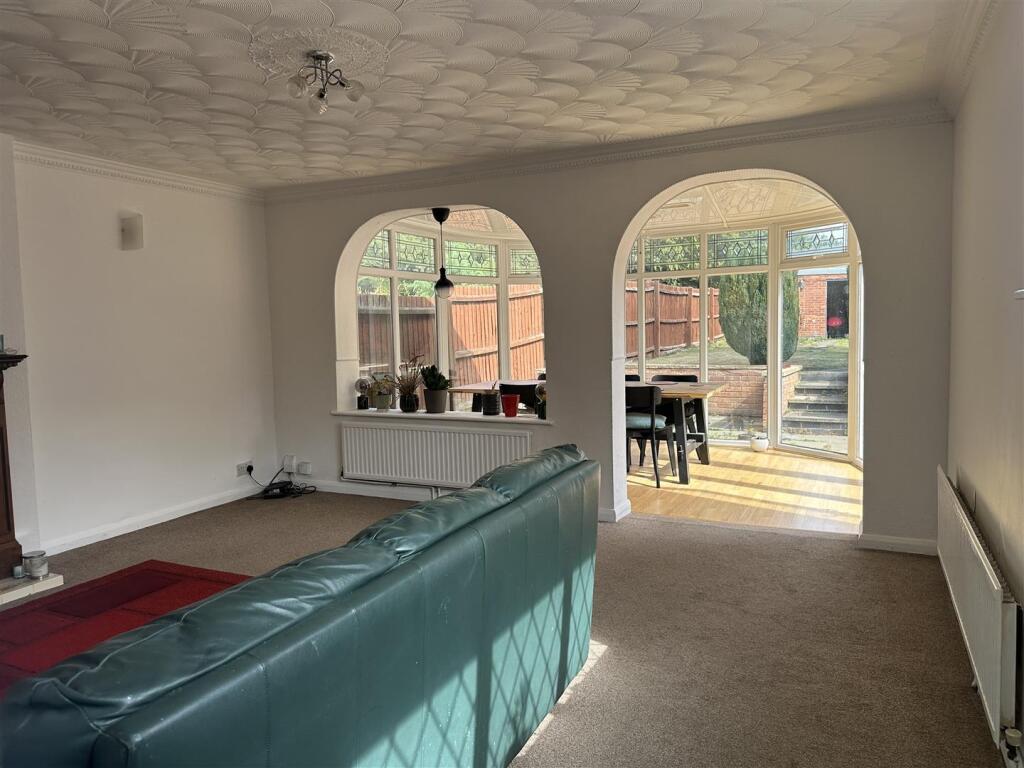 House in Wigston, Wigston Fields, South Wigston - View 2