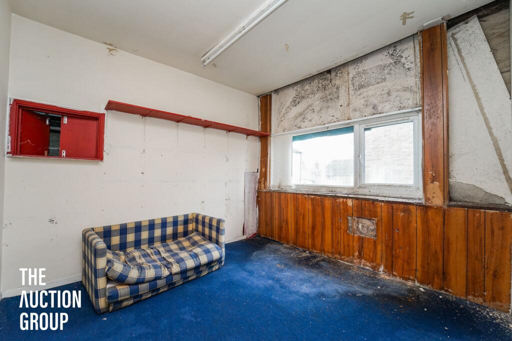 Warwick Street, Haslingden, BB4 - View 4