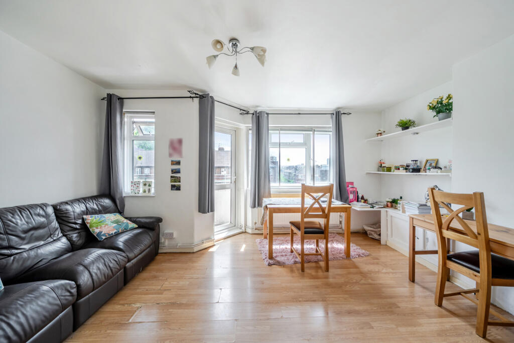 Apartment in London - View 3