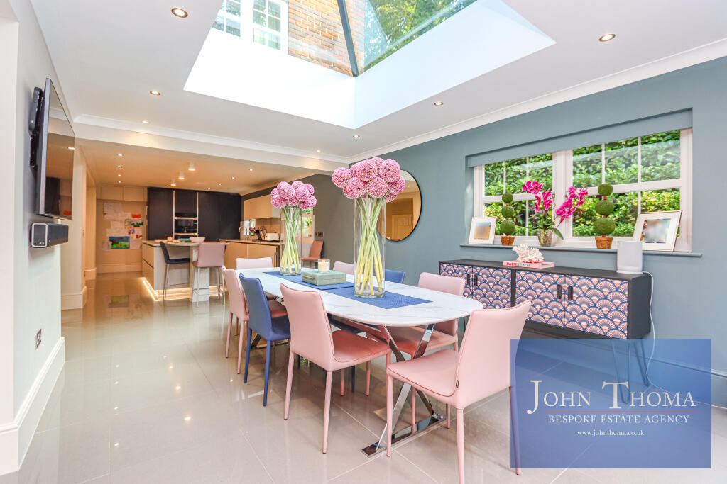 House in London - View 5