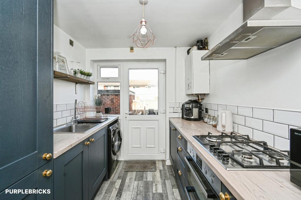 House in Runcorn, Halton Lodge, Grange - More