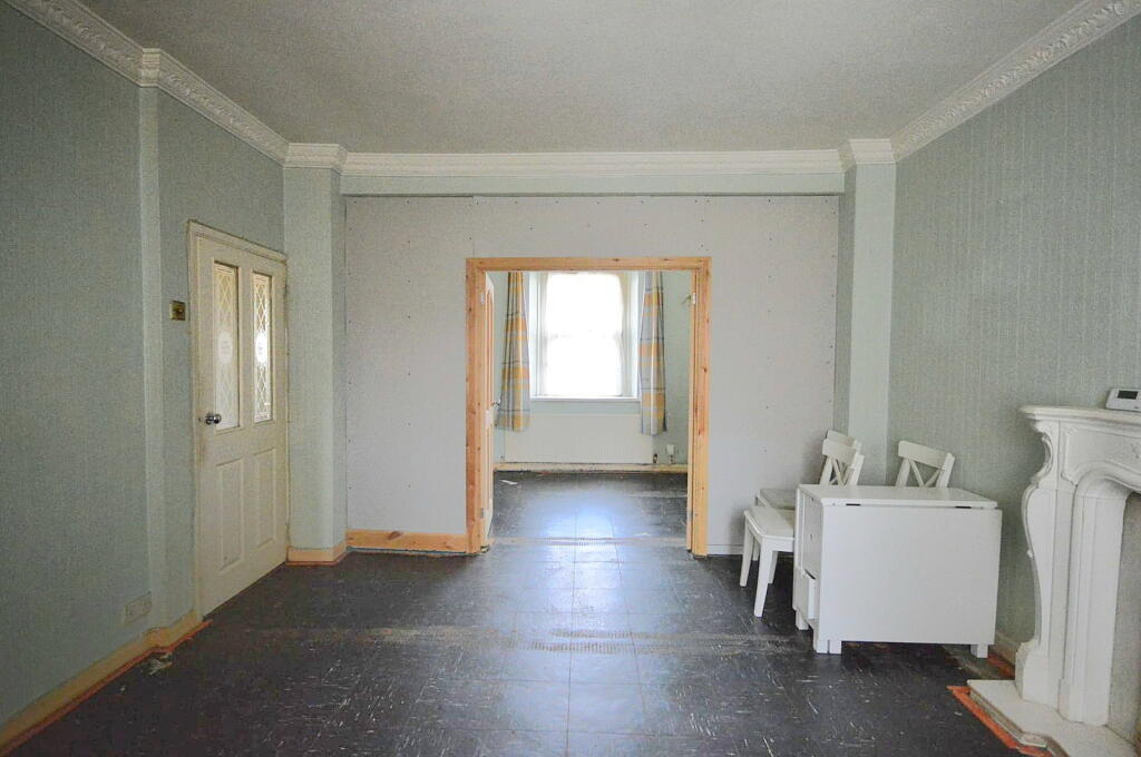 Cunard Terrace, Cwmavon, Port Talbot, SA12 9EB photo 3