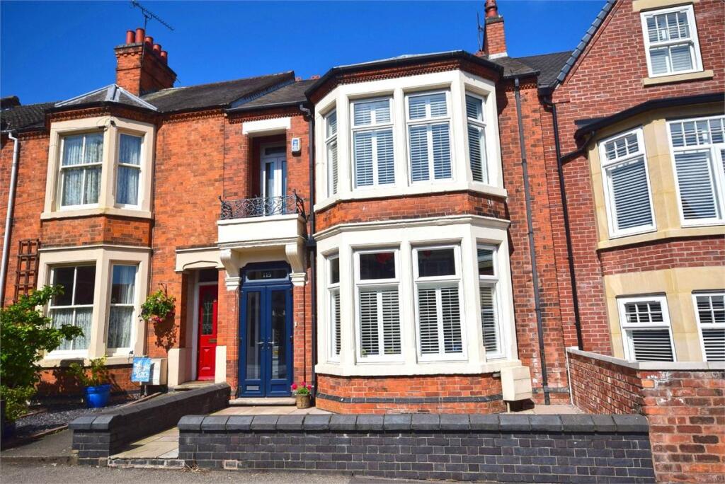 5-bed terraced on Murray Road, Town Centre, £485,000