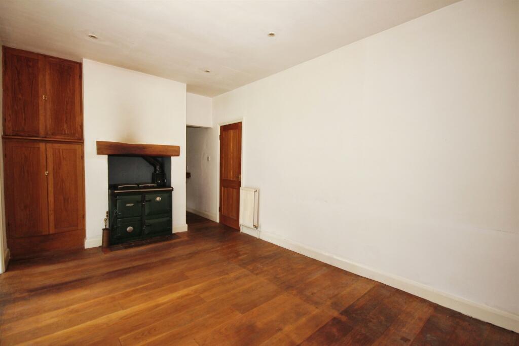 House in Warwick, Shrewley - View 5