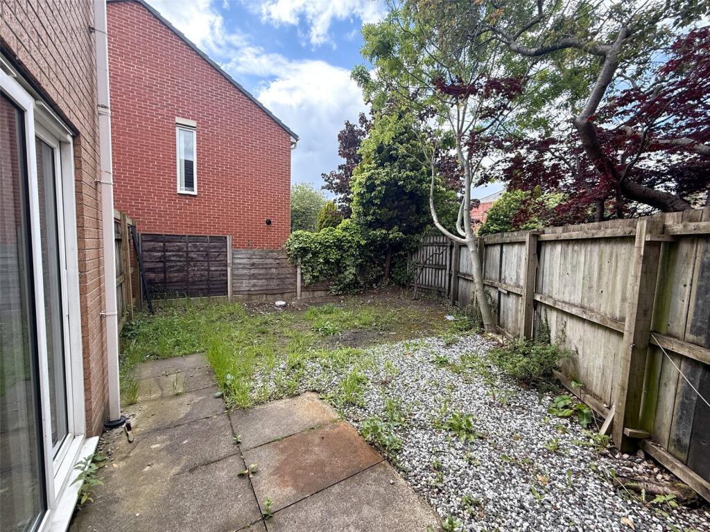 House in Manchester, Hulme - View 2