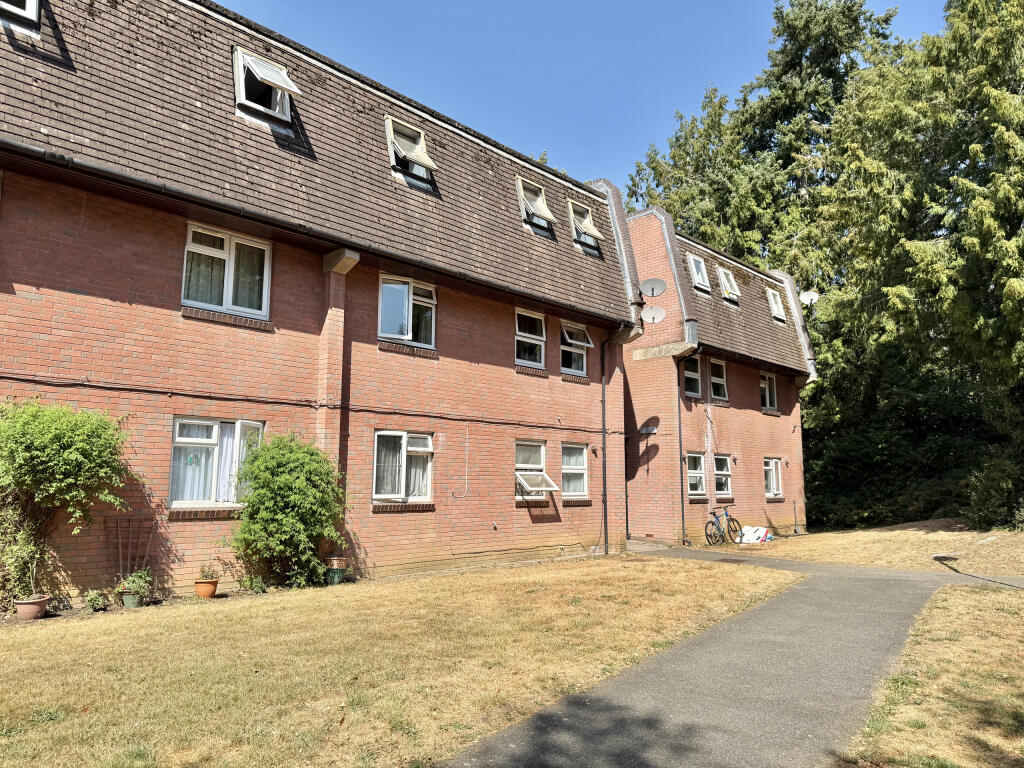 Main image of property: Knightstone Grove, Moorlands Road, West Moors, Ferndown, Dorset
