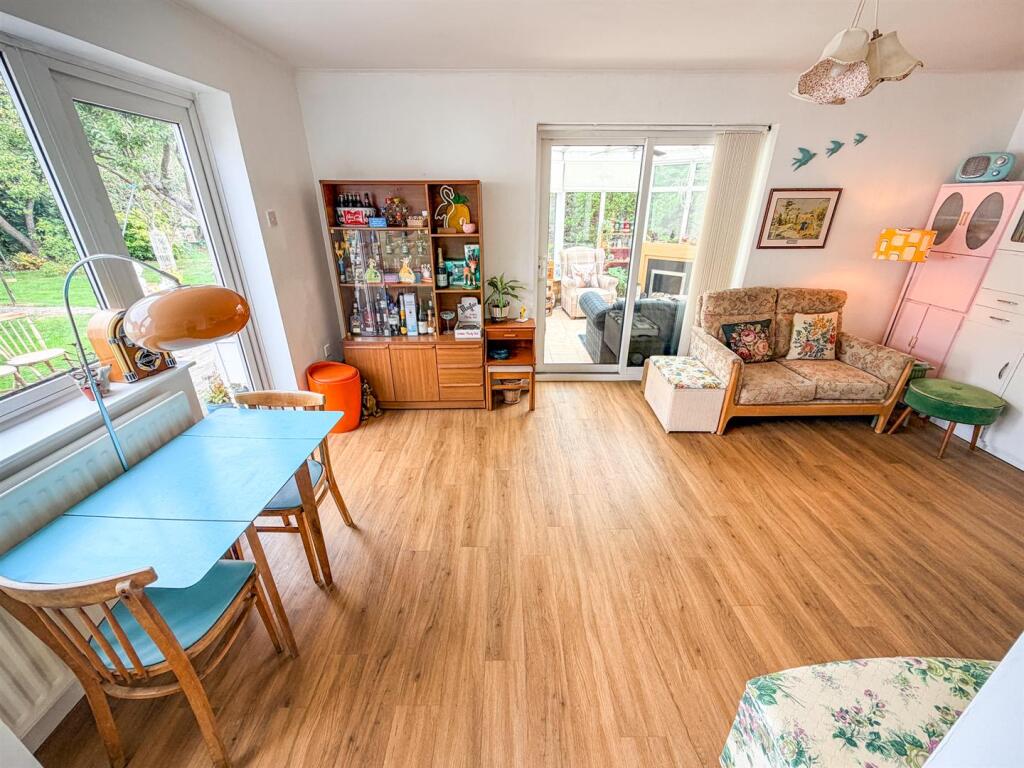 House in Northampton - View 5