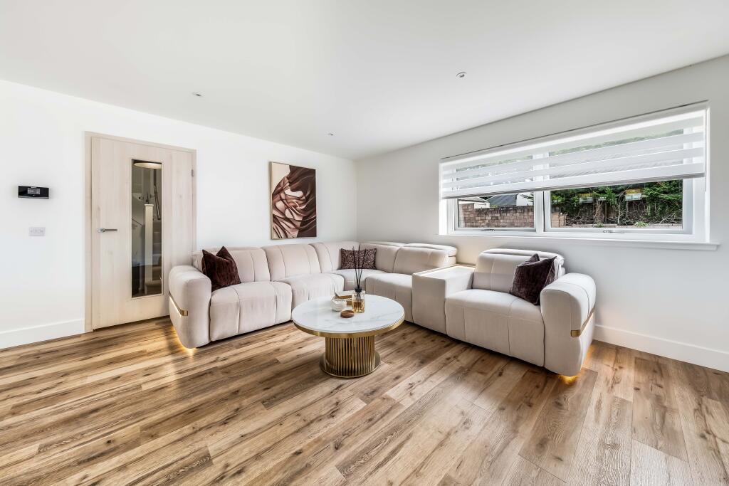 House in Dundee, Clearwater Park, Broughty Ferry - View 4