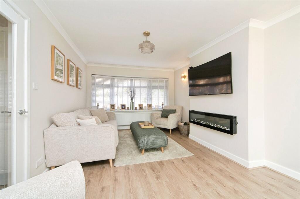 Top Llan Road, Glan Conwy, Colwyn Bay, Conwy, LL28 photo 2