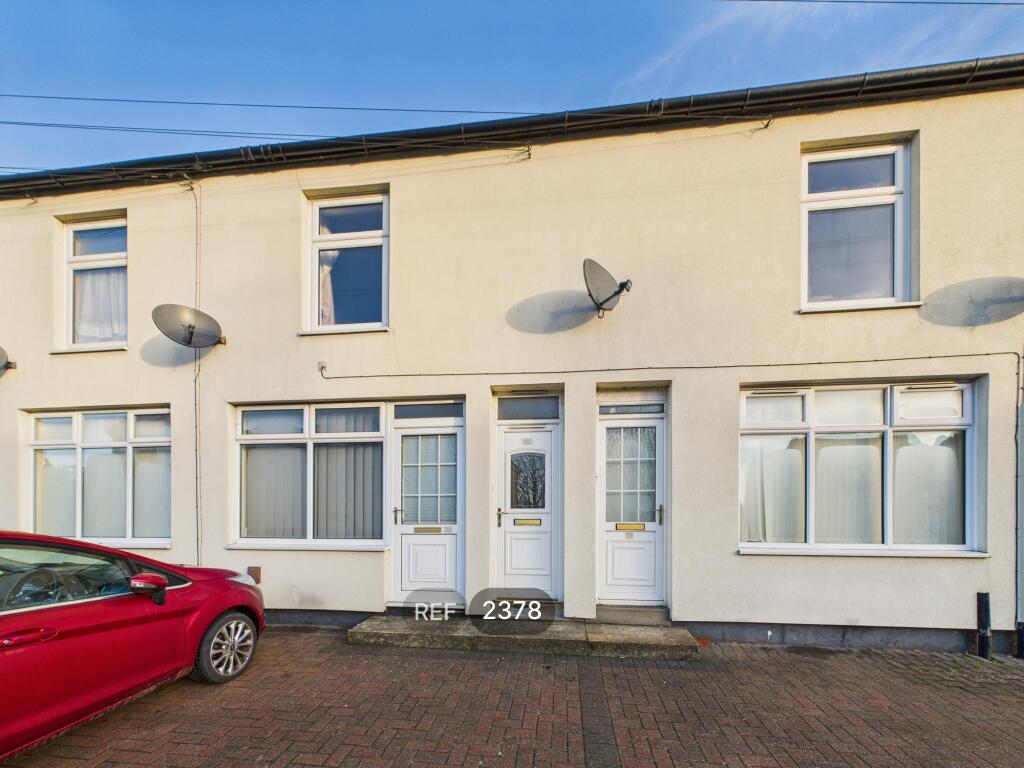 Main image of property: Felixstowe Road, Ipswich, IP3 8DZ