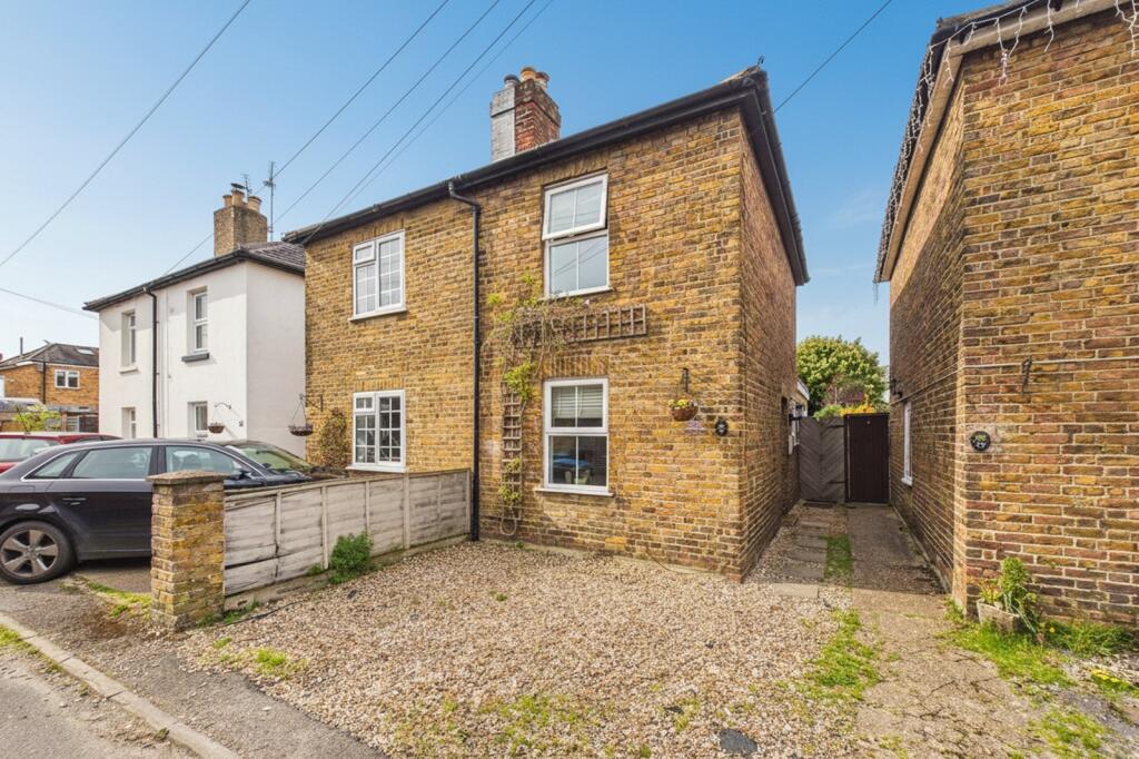 Main image of property: Norfolk Park Cottages, Maidenhead, Berkshire, SL6