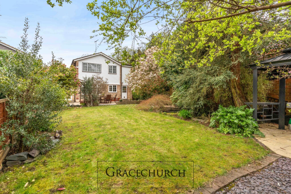 Main image of property: Middle Street, Nazeing EN9