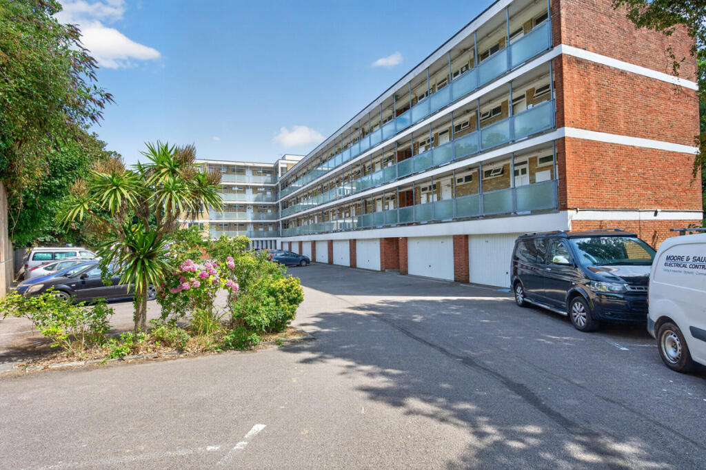 Main image of property: Quarry Hill, St. Leonards-on-sea, TN38