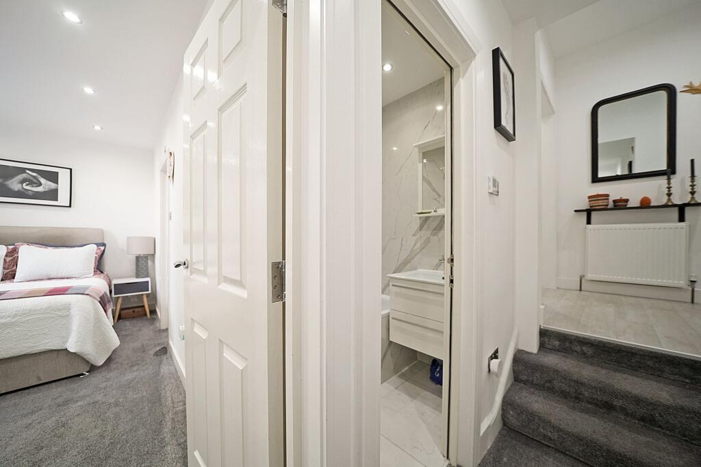 Apartment in London, Thornton Heath - More