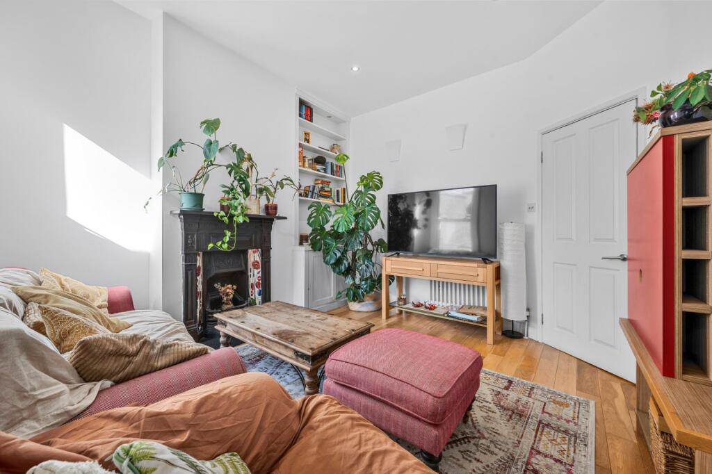 Apartment in London - View 2