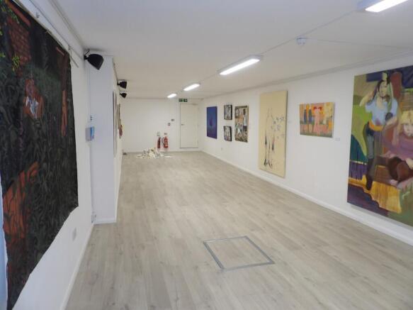 Photo 11