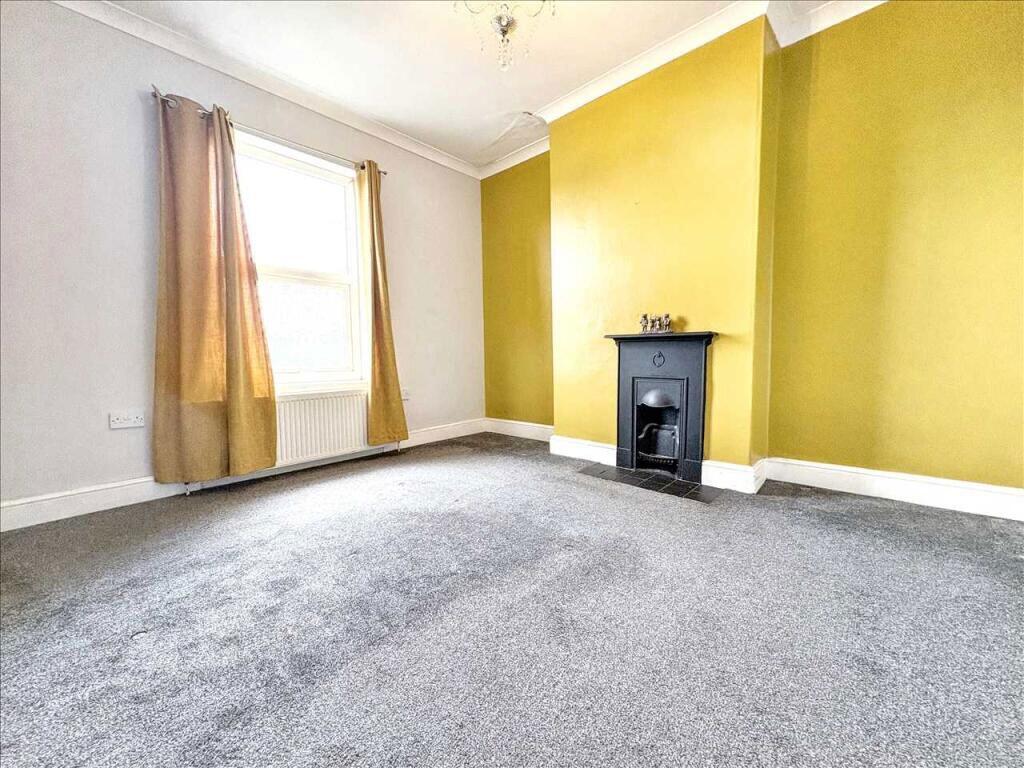 House in Nottingham, Farleys, Hucknall - View 2
