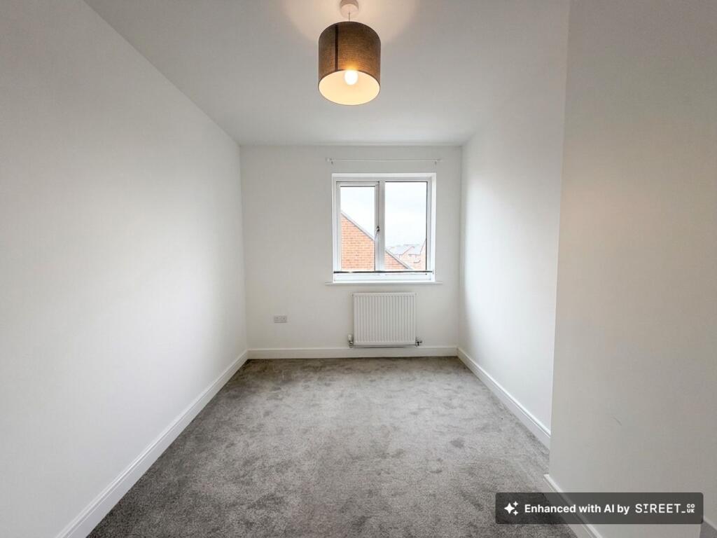 Apartment in Milton Keynes - More