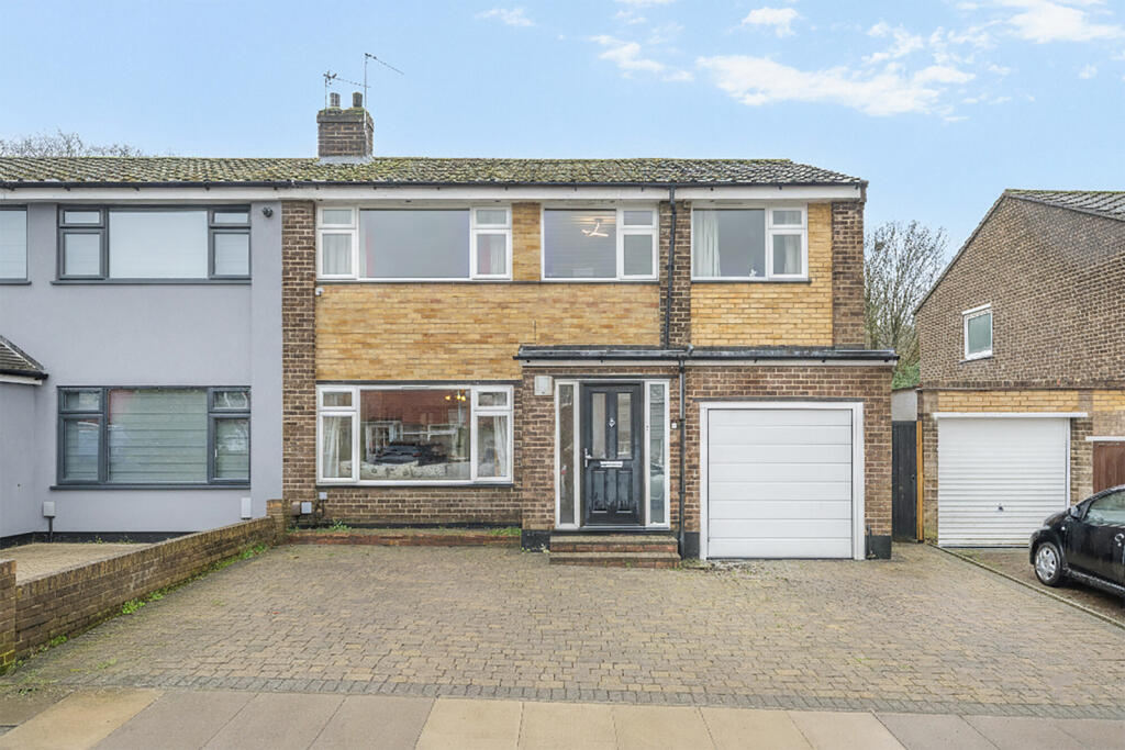 Main image of property: Tyron Way, Sidcup