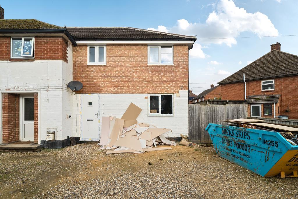Main image of property: Merton Way, Yarnton, OX5
