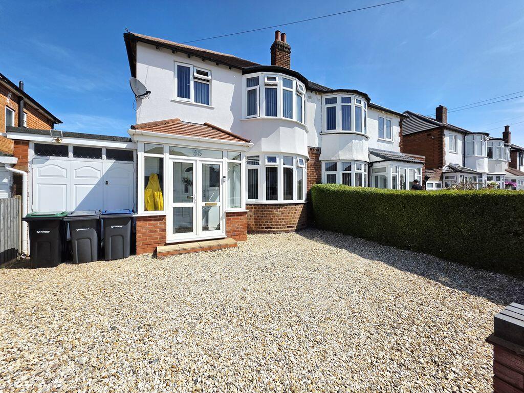 Main image of property: Elizabeth Road, Sutton Coldfield, B73 5AR