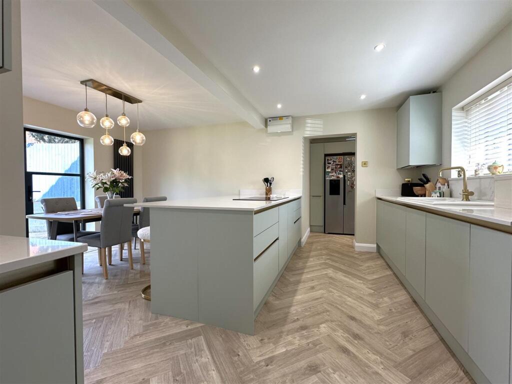 House in Newark, Balderton - More