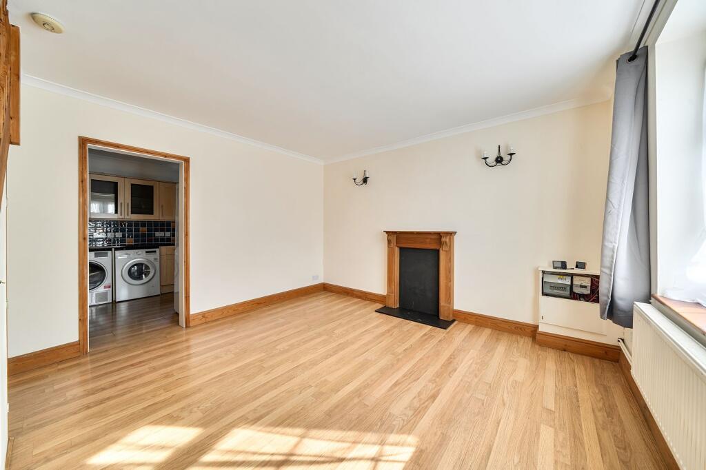 House in Kingston upon Thames - View 4