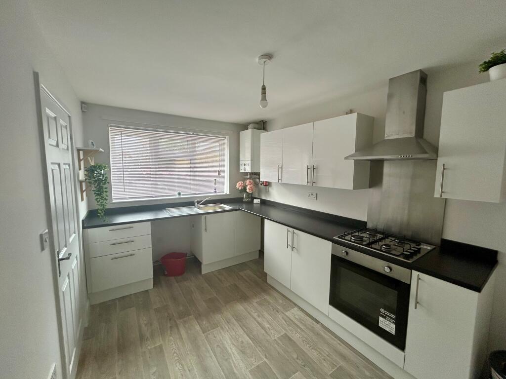House in Rotherham, Laughton Common, Thurcroft - View 2