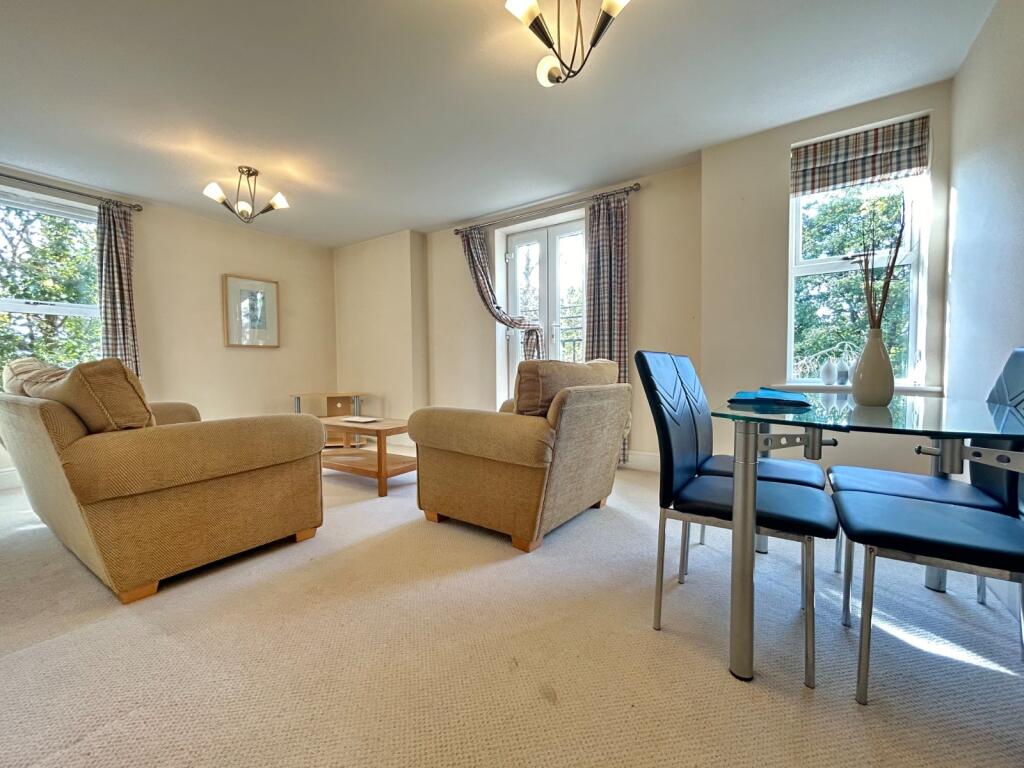 Main image of property: Gardenhurst, 45 Cardigan Road, Headingley, Leeds, LS6