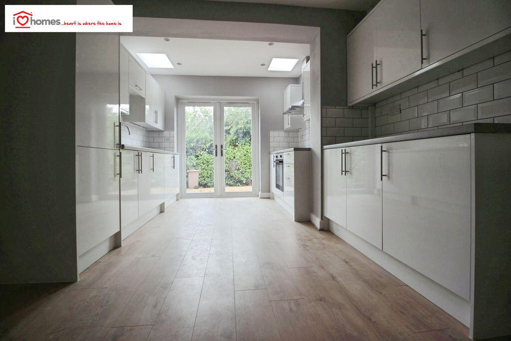 House in Walsall, West Midlands - More
