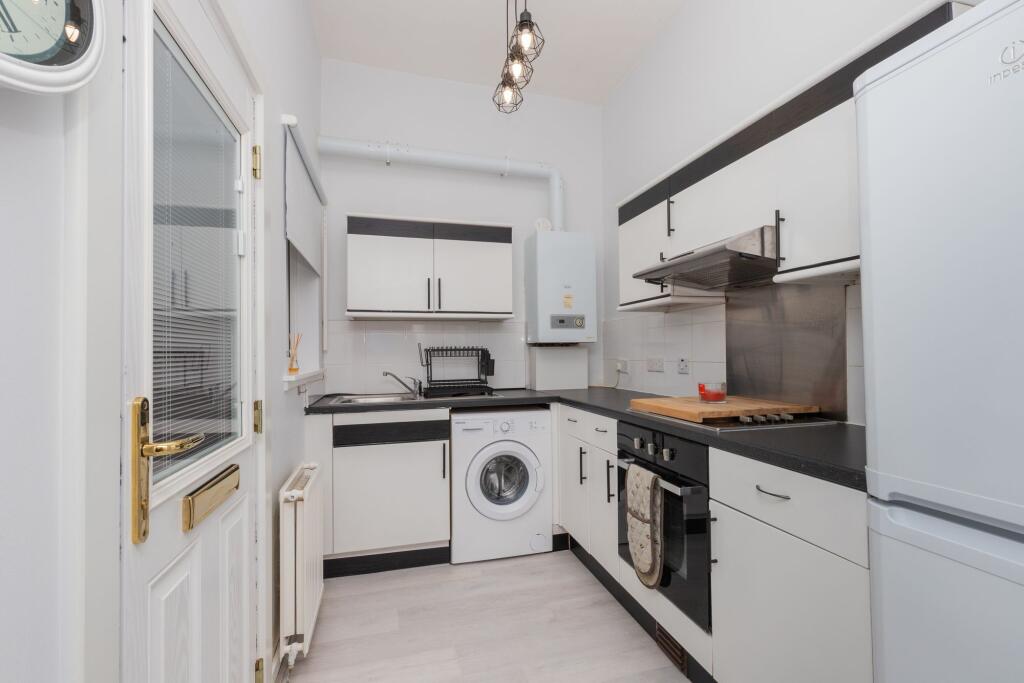 East Thornlie Street, Wishaw, ML2 photo 2