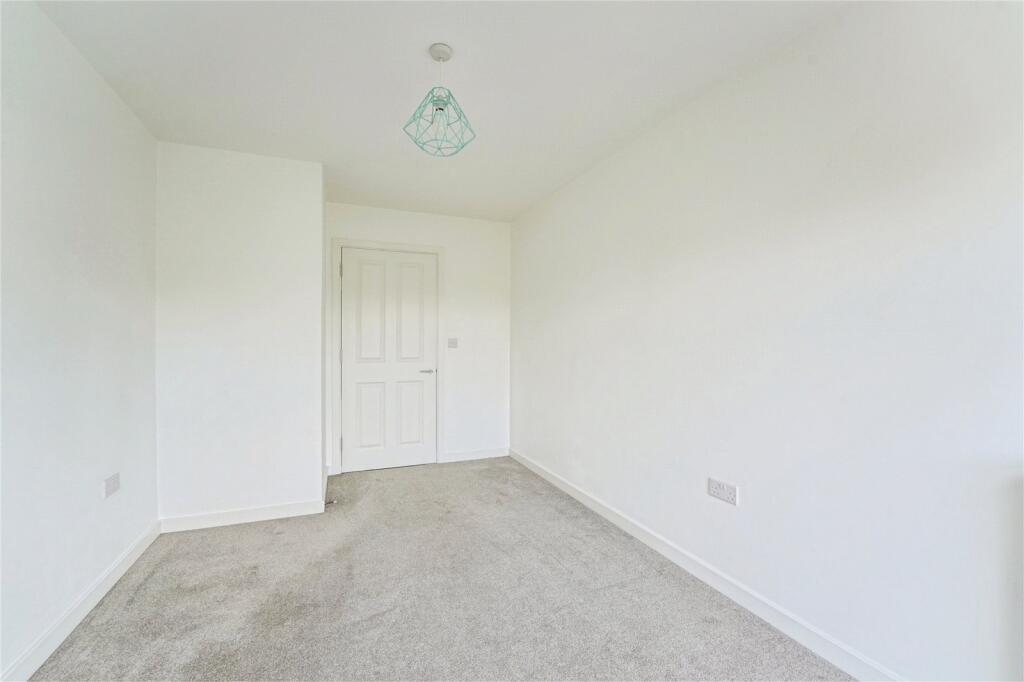 Apartment in Huntingdonshire, Little Paxton - View 5