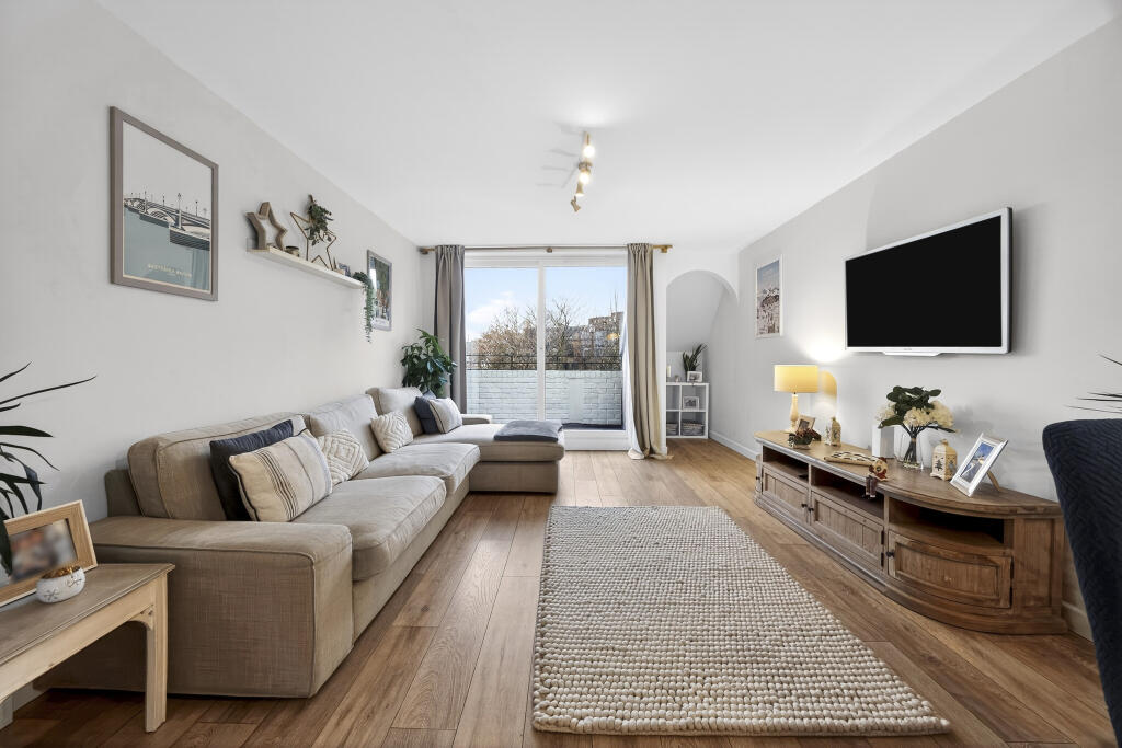 Apartment in London - View 3