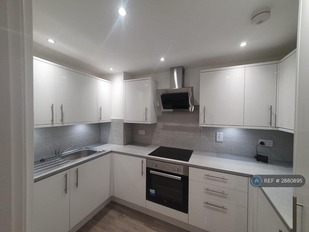 Main image of property: Cumbernauld Road, Glasgow, G31