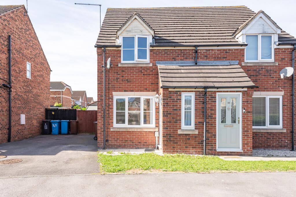 Main image of property: Ferry Meadows Park, Hull, HU7