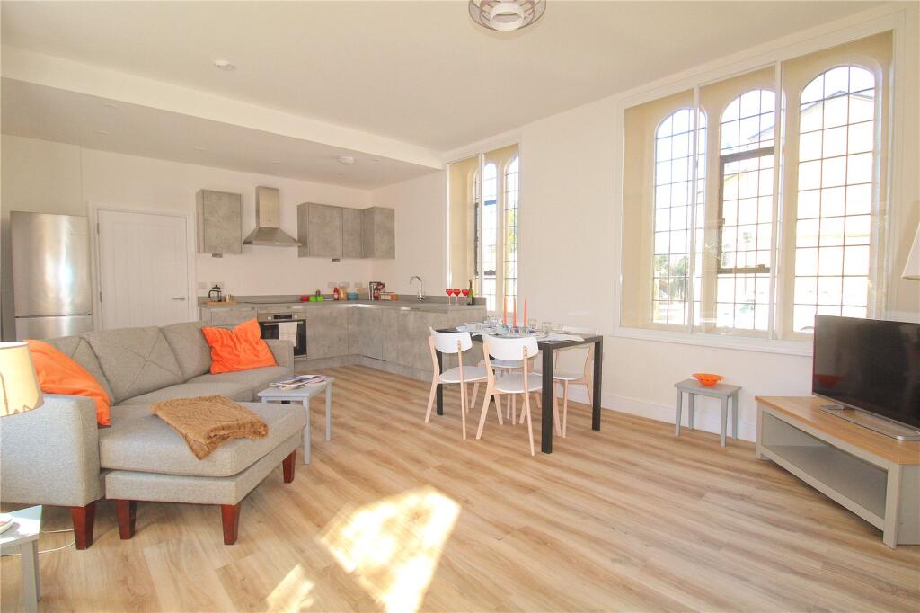 Apartment in Trowbridge - View 3