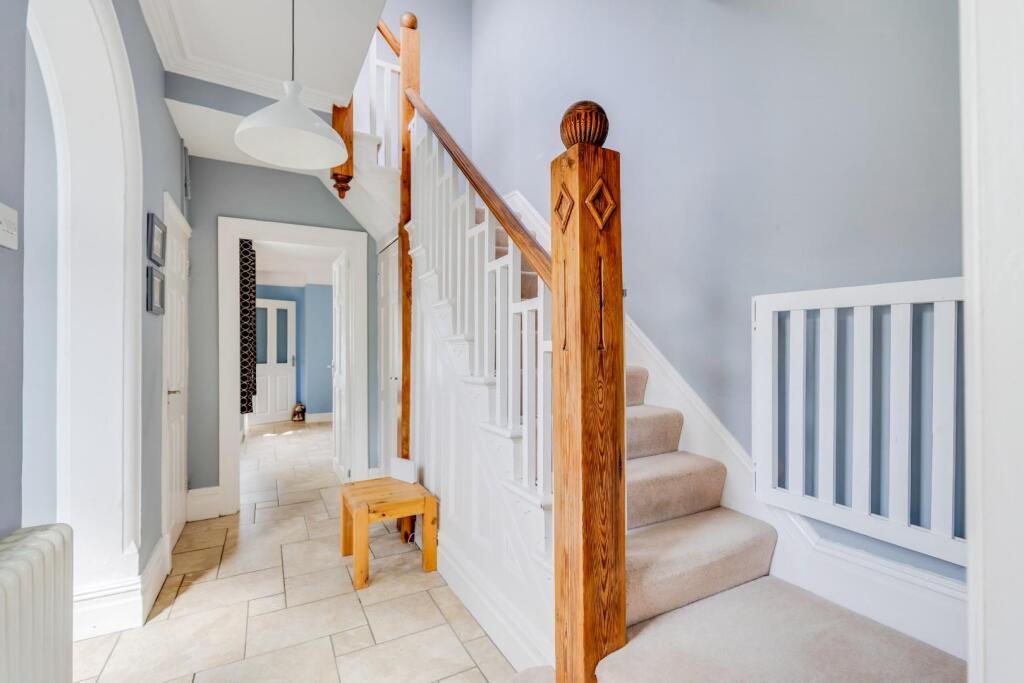 House in Newton, Porthcawl - View 2