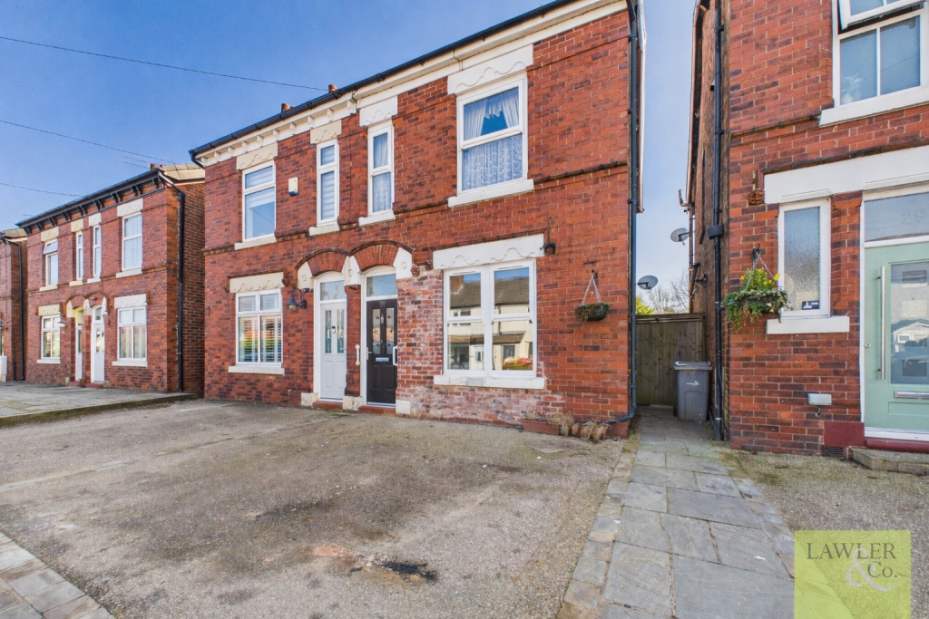 Main image of property: Shrigley Road North, Poynton, Stockport, Cheshire, SK12 1TE
