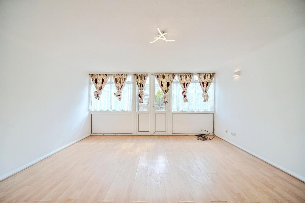 House in Milton Keynes, Bletchley and Fenny Stratford - More