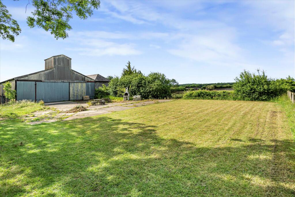 Waterperry, Oxford, Oxfordshire, OX33 - View 2