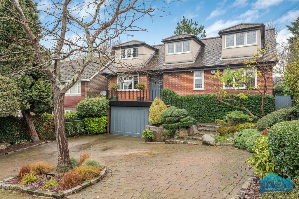 Main image of property: The Grove, Enfield, EN2