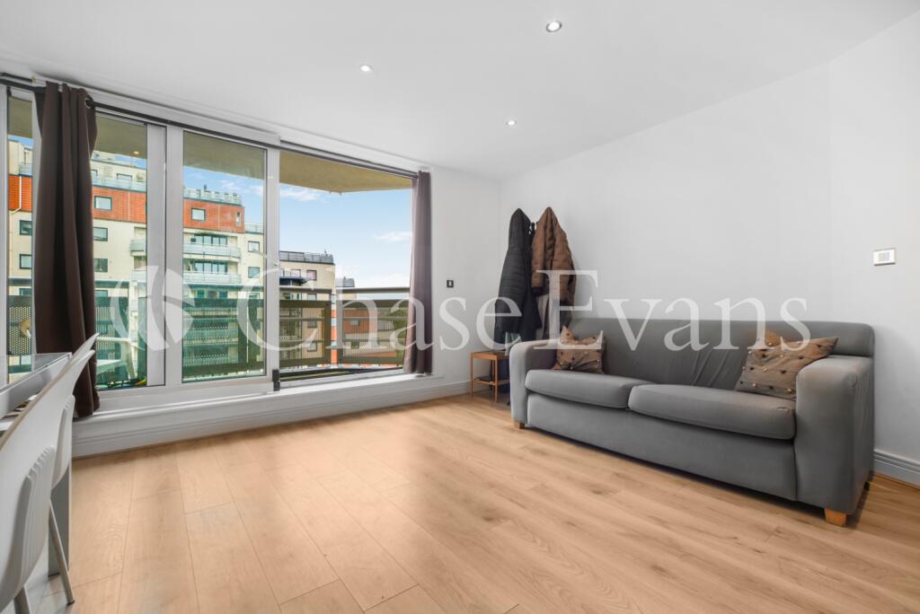 Apartment in London - View 5