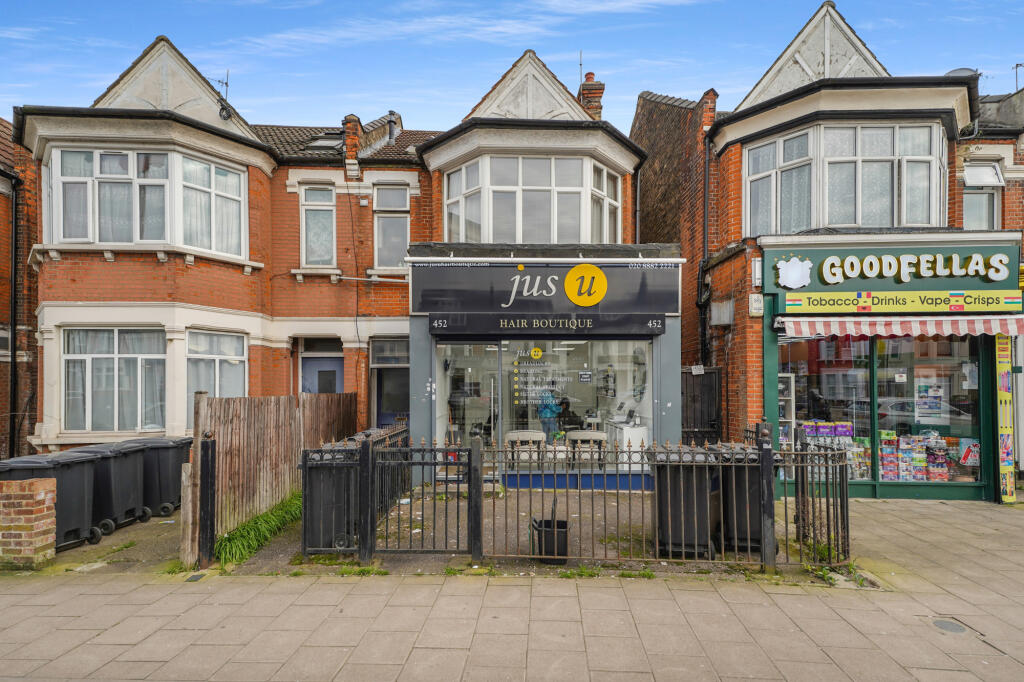 Main image of property: Green lanes, Palmer's Green, London, N13