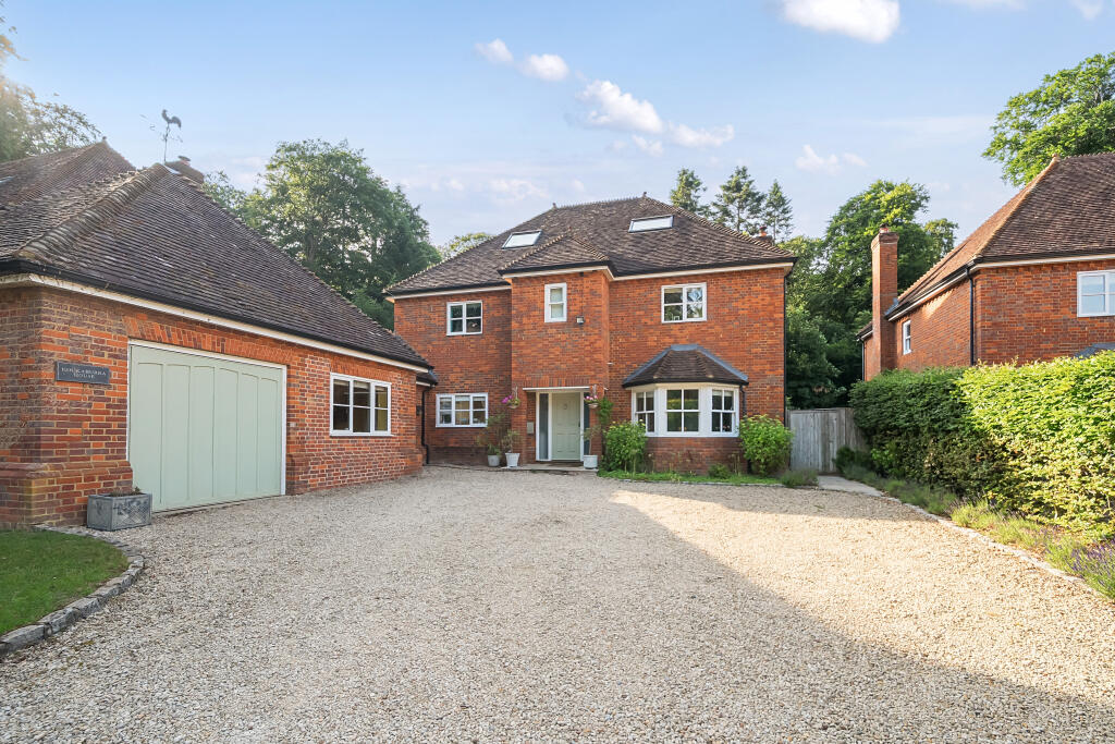 Main image of property: Baron Way, Henley-On-Thames, RG9