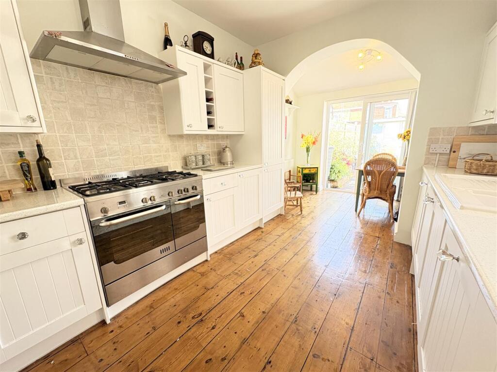 Crofton Road, Portsmouth - More