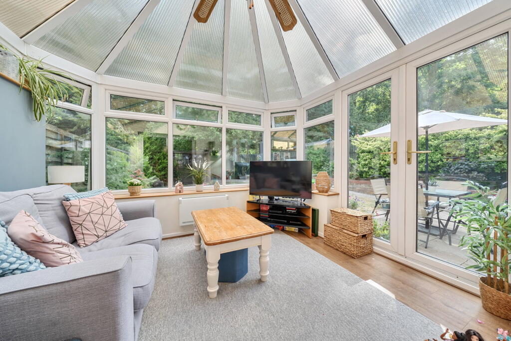 Whitestones Basingstoke RG22 4QY - View 6