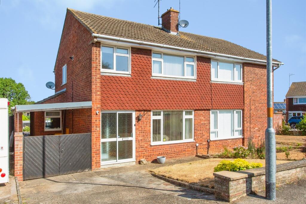 Main image of property: Hillcrest Close, Thrapston, Kettering
